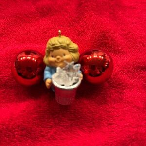 Hallmark 1984 Thimble Angel Ornament #7